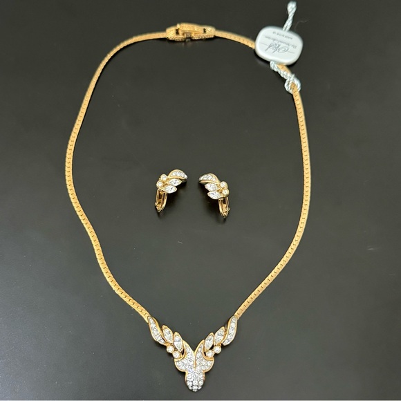 Vintage A&S ATTWOOD & SAWYER Clear Swarovski Crystal Necklace & Earrings w/ Box